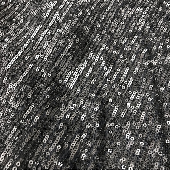 Halogen Dark Grey Metallic Sequin Long Sleeve Top - Picture 5 of 7